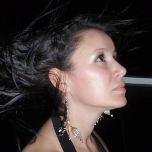 Meet your Posher, Alyne